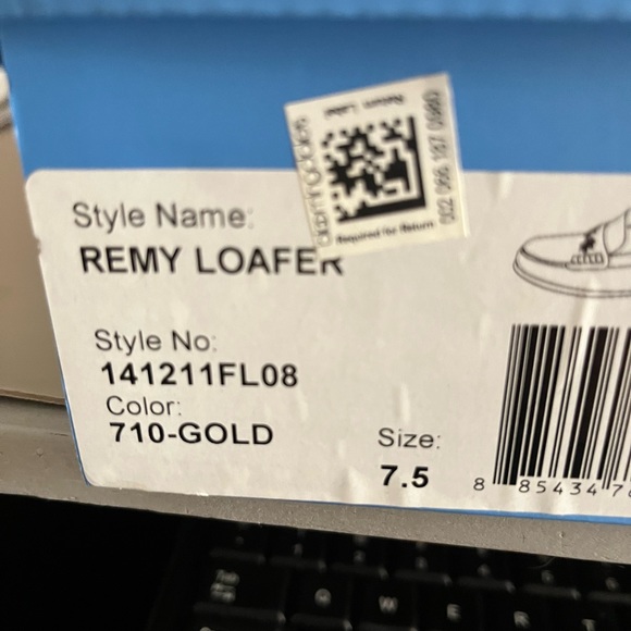 Jack Rogers Remy Loafer - Gold 7 1/2 NIB - Picture 3 of 8